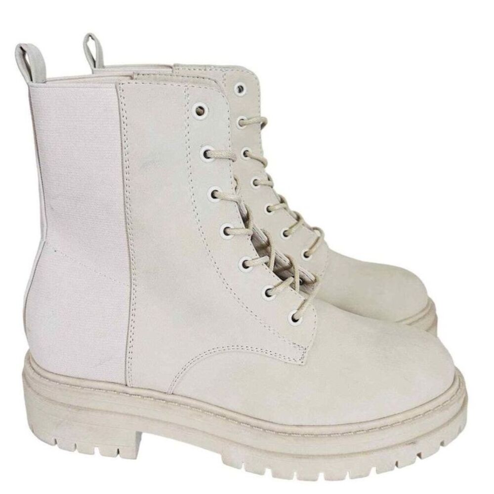 BOG Collective Boots 7 Lace-up Boho Festival Combat Lug Sole Chunky Retro Cream